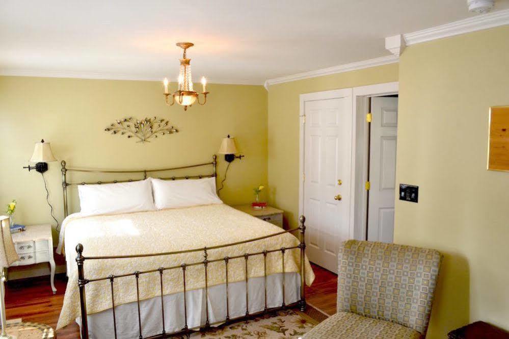 The Bell House Inn Glens Falls Kültér fotó